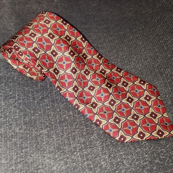 Red, tan, blue patterned tie NEW - Picture 2 of 7